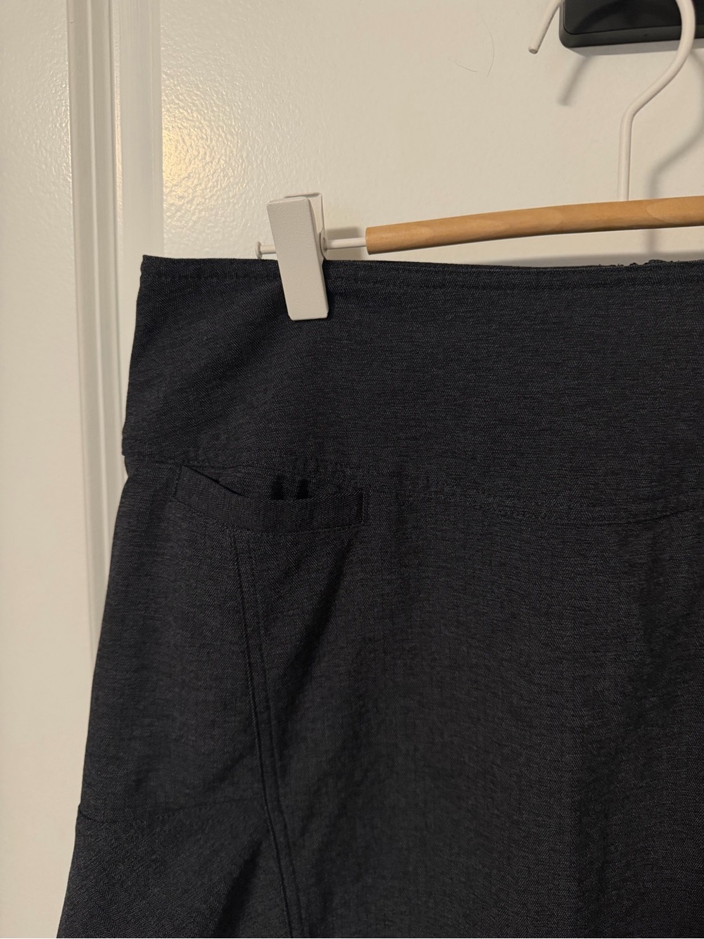 Royal Robbins Charcoal high low A-Line Skirt size 8 gorpcore activewear hiking - Picture 6 of 7